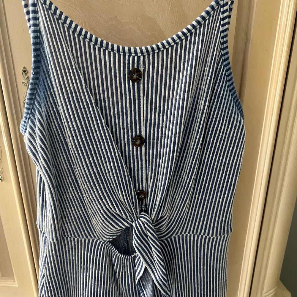 Never worn. Lightweight romper. - Picture 2 of 3